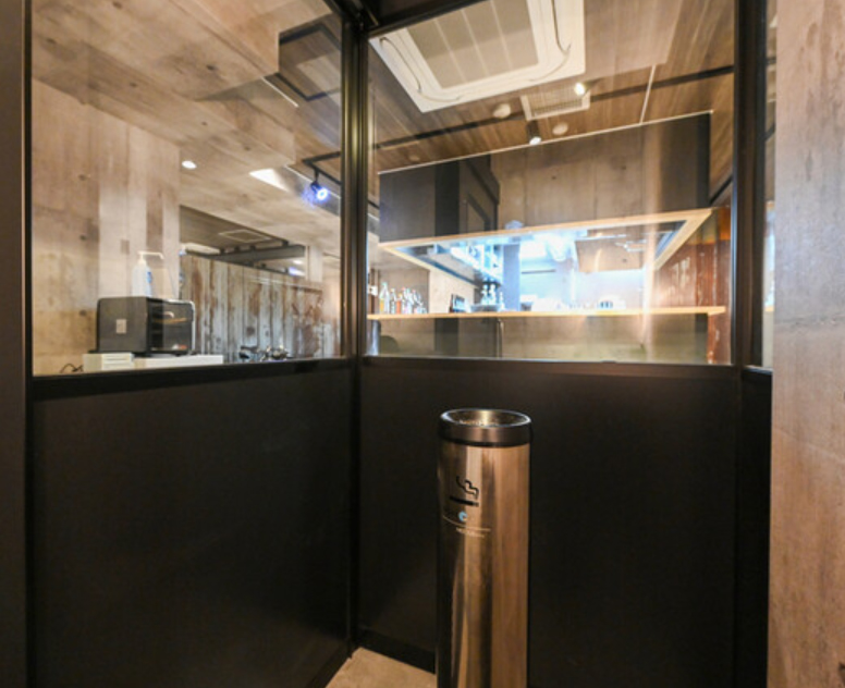 garage666 喫煙ルーム